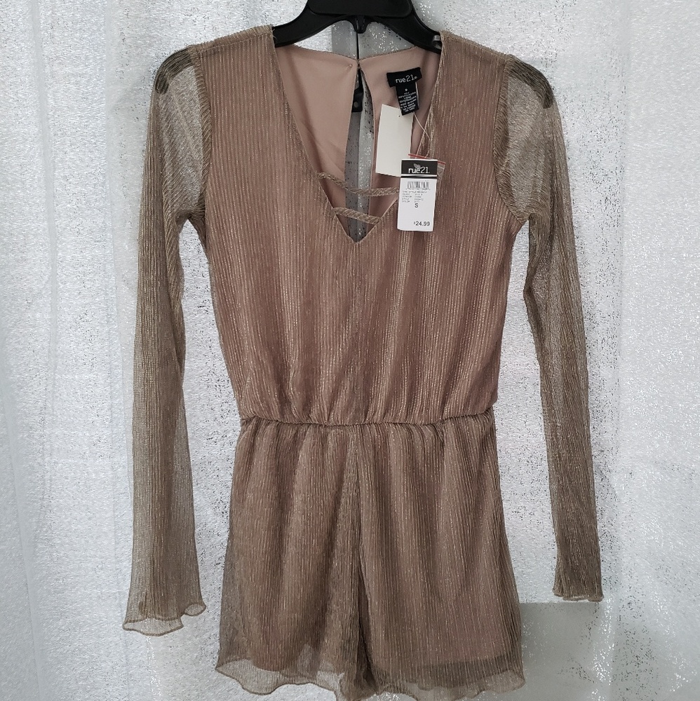 NEW w/ Tags Rue21 Gold and Beige Romper